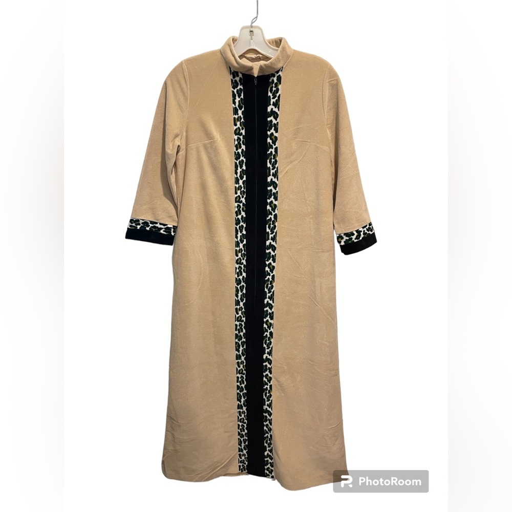 Vanity Fair vintage velour tan robe with black and leopard print vertical stripe